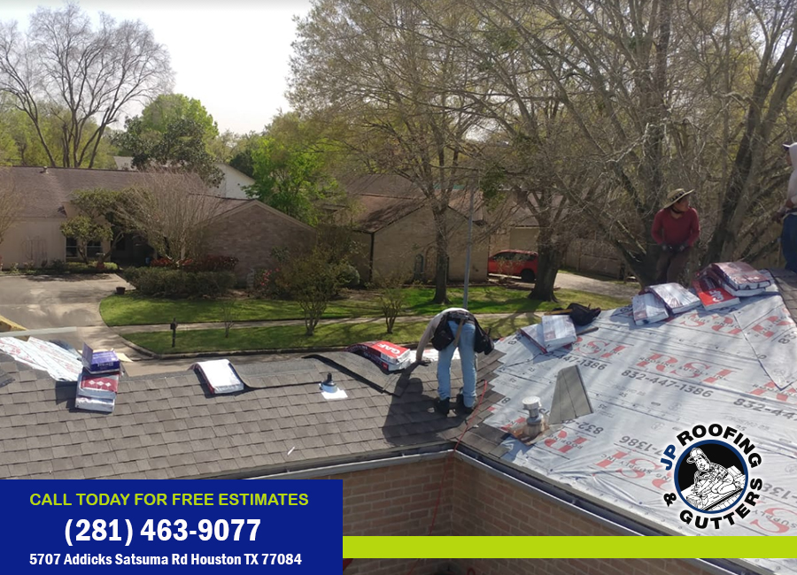 27 Houston Roofing Companies